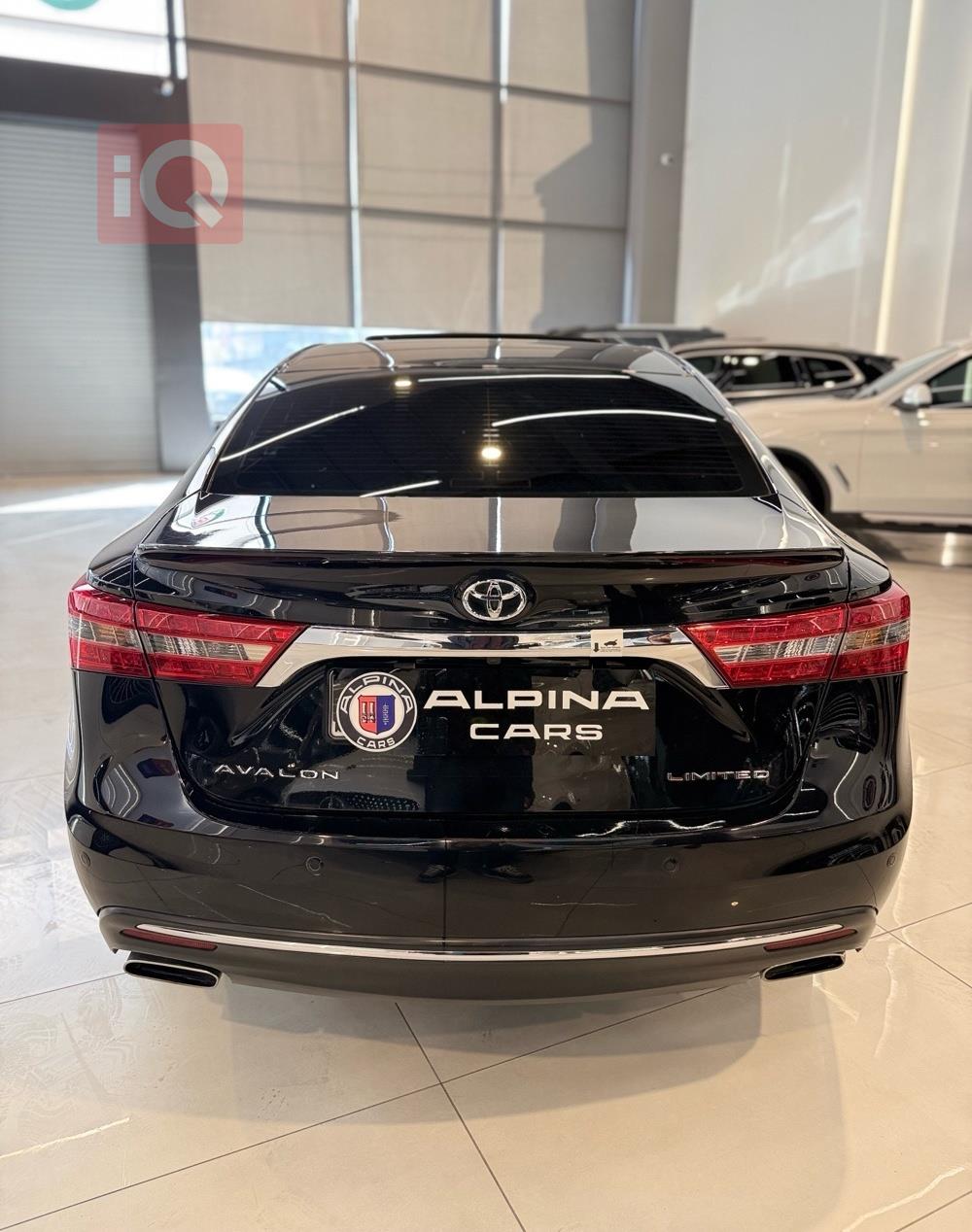 تويوتا أفالون